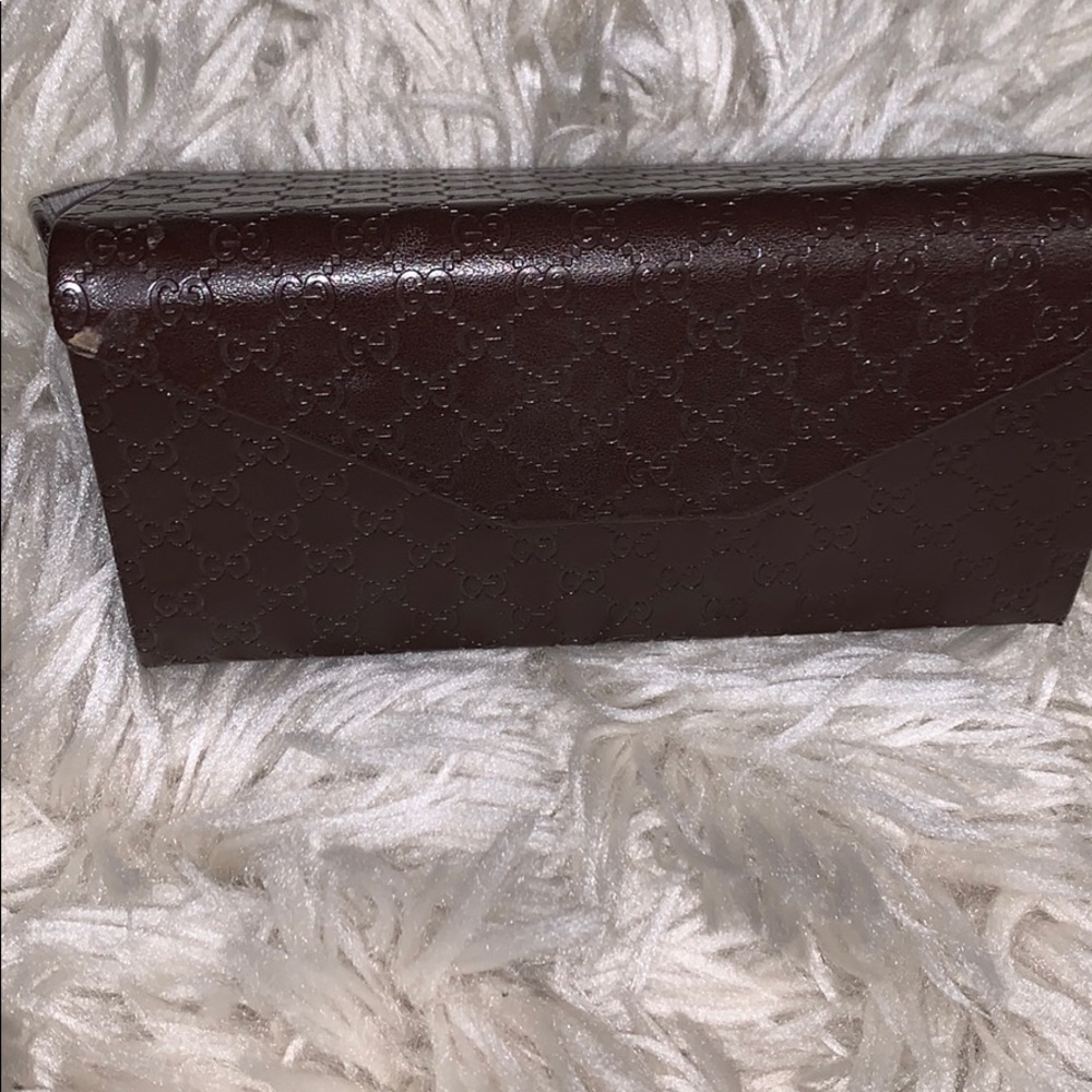 Gucci - Picture 3 of 5